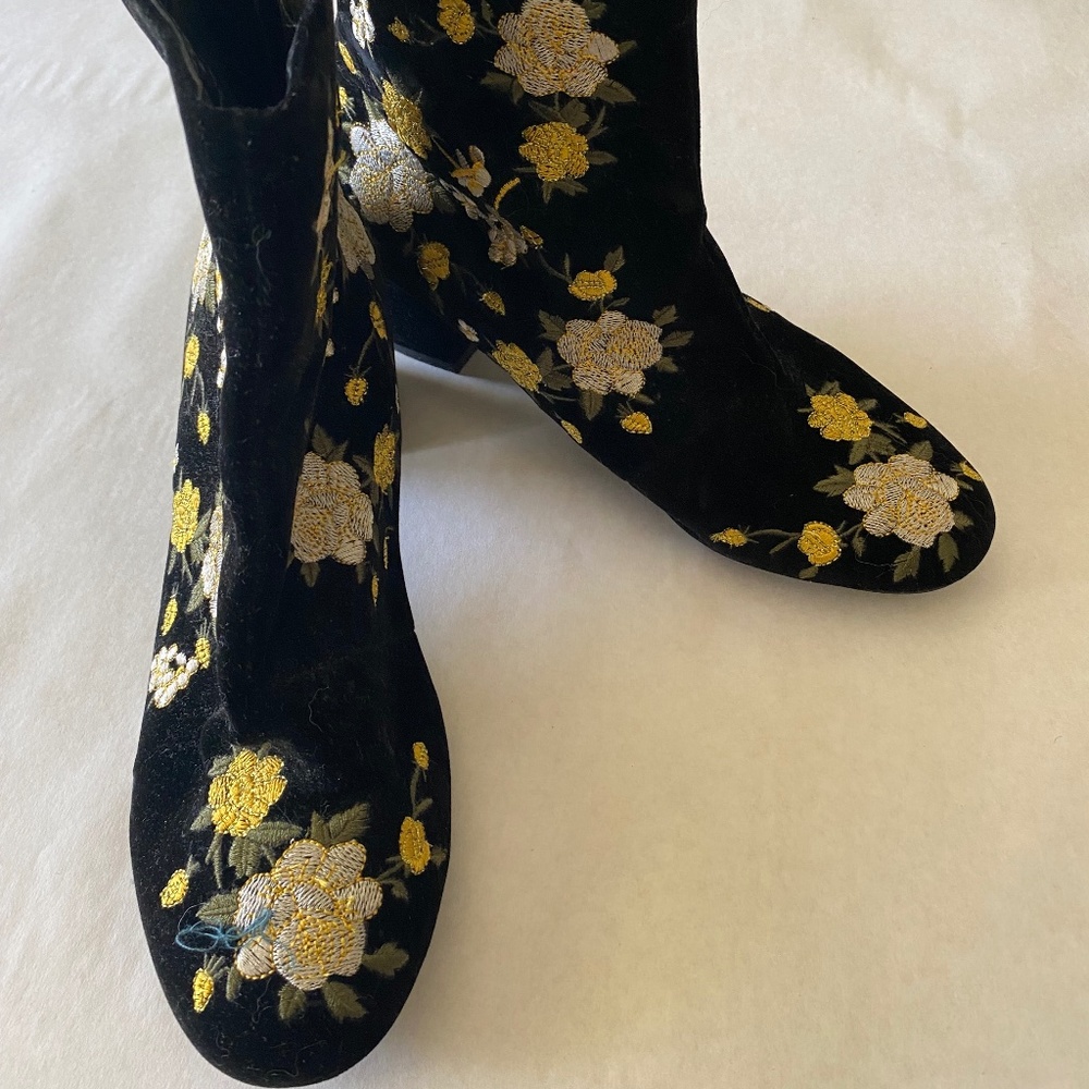 Topshop embroidered, floral short boots 39